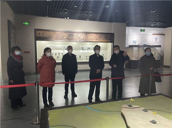 省委宣传部常务副部长曾德亚 到周口市博物馆调研