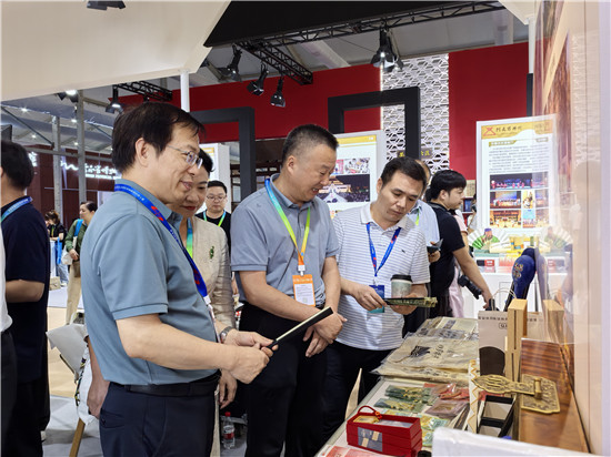 周口市博物馆文创产品亮相第十届博博会